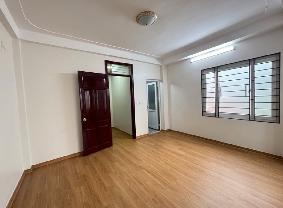 Nhà riêng Hà Cầu, Hà Đông 30m² giá 5.8 tỷ - Sẵn sàng ở ngay!