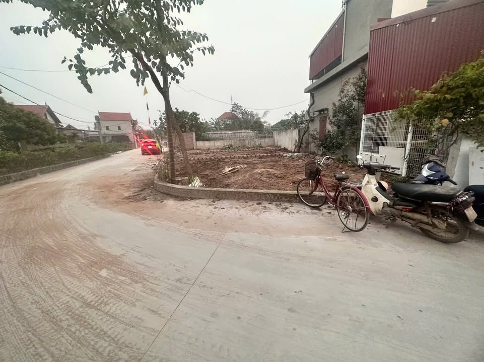 Đất nền góc 60m² Đông Tảo, Hưng Yên - Giá 2.35 Tỷ, Sổ Đỏ Sẵn Sàng