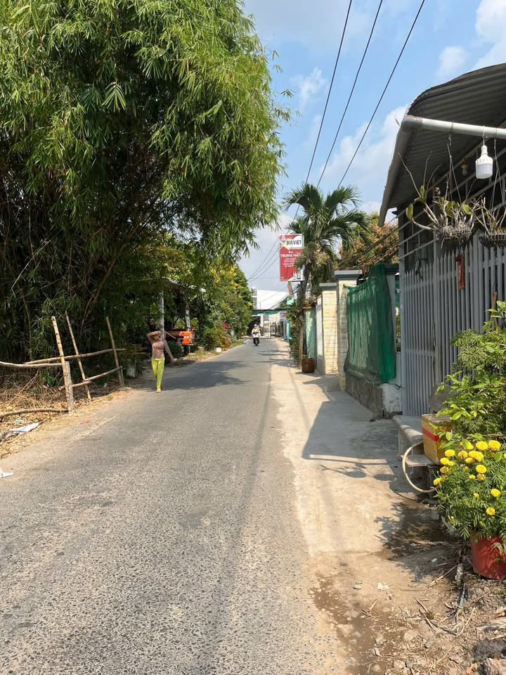 Bán Nền 2 Mặt Tiền Oto Phường Bình Khánh, Long Xuyên - 94m² Giá 1.05 Tỷ