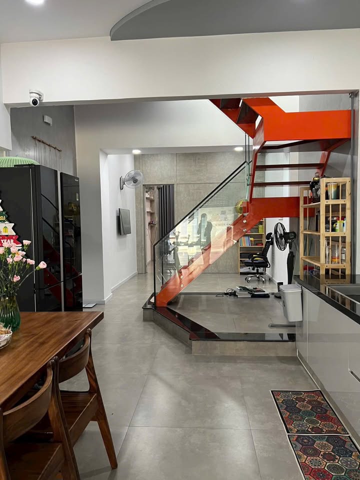 Nhà Mặt Tiền Sư Vạn Hạnh, Tân Lợi, BMT - 85m², 5.25 Tỷ, Kinh Doanh Đỉnh Cao