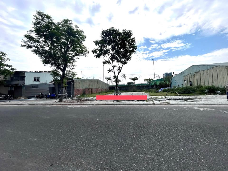 Đất nền đường Trần Anh Tông 125m² giá 9 tỷ - Vị trí vàng cách biển 100m!