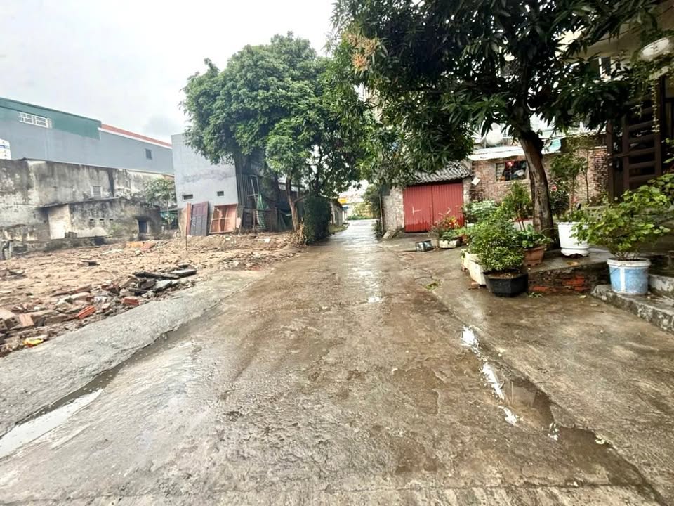 Đất nền Việt Trì 70.2m² - Full thổ cư, giá chỉ 1 tỷ!