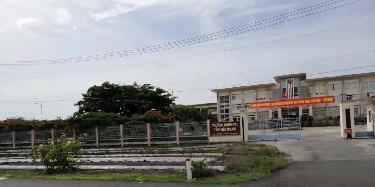 Bán Đất Mặt Tiền QL61C, Long Mỹ, Hậu Giang - 478m² Kinh Doanh Sầm Uất