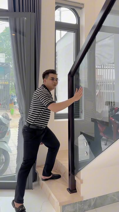 Nhà Riêng Long Xuyên 72m² - Thiết Kế Hiện Đại, Ô Tô Tận Nơi!