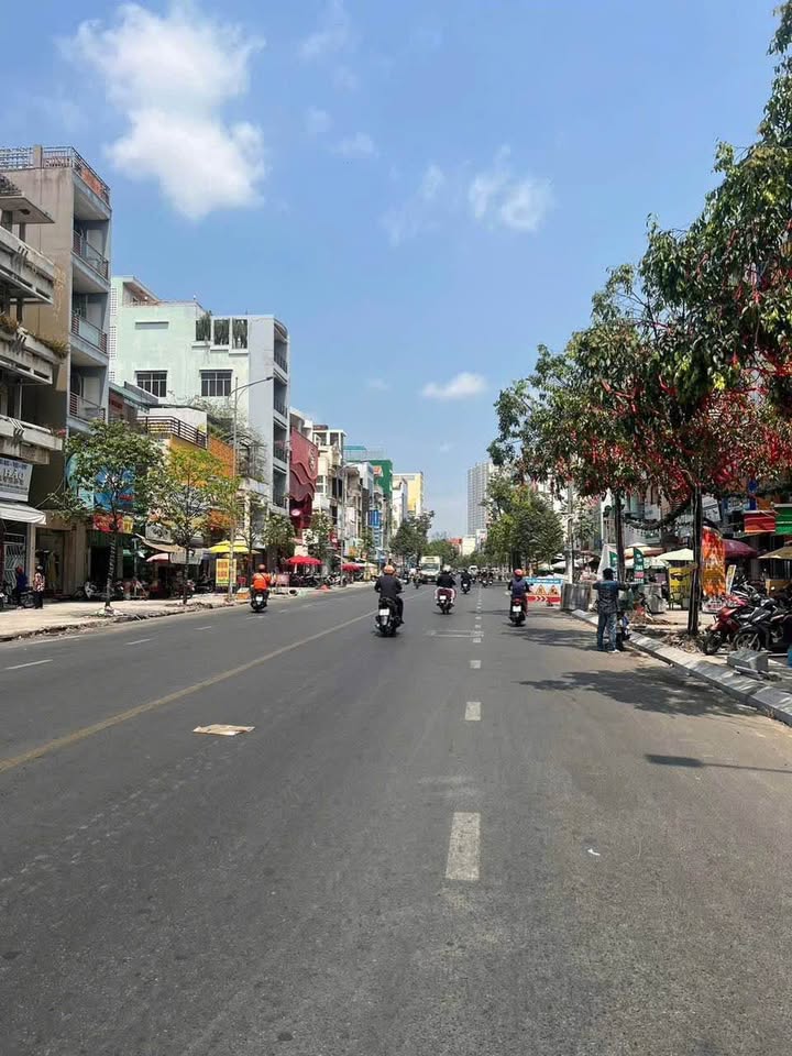 Nhà Mặt Tiền Nội Bộ Cư Xá Ra Đa Q6 - 80m2 - 10.5 Tỷ - Sổ Hồng Chính Chủ