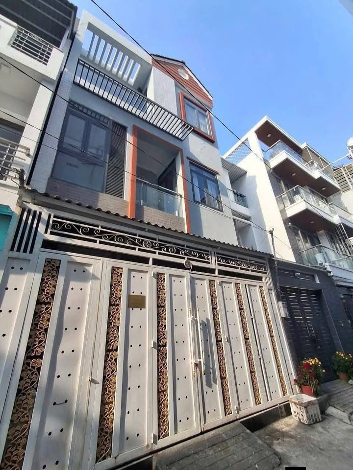 Nhà Phố Huỳnh Tấn Phát, Nhà Bè 90m² - Sẵn sàng vào ở!