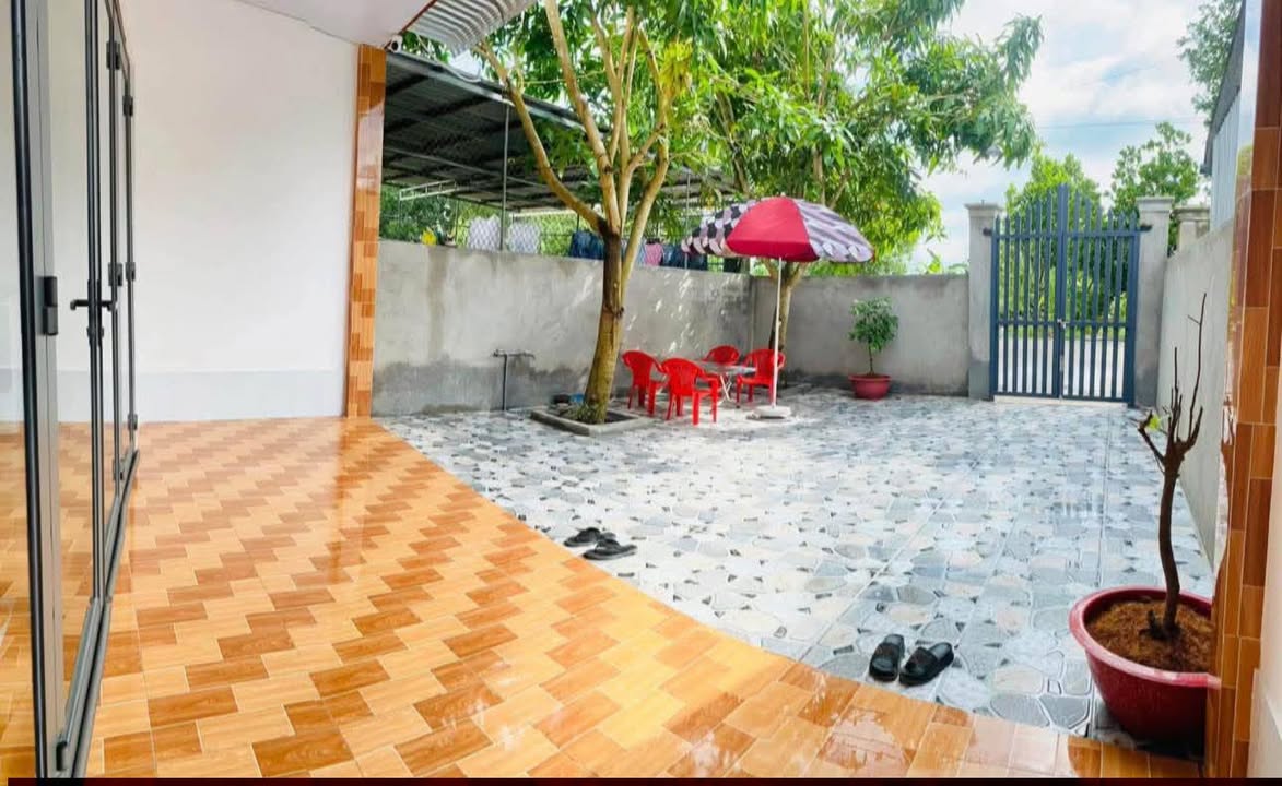 Nhà Mặt Tiền Lộ Nhựa, Vĩnh Long - 138m² Sổ Hồng Sẵn Sàng