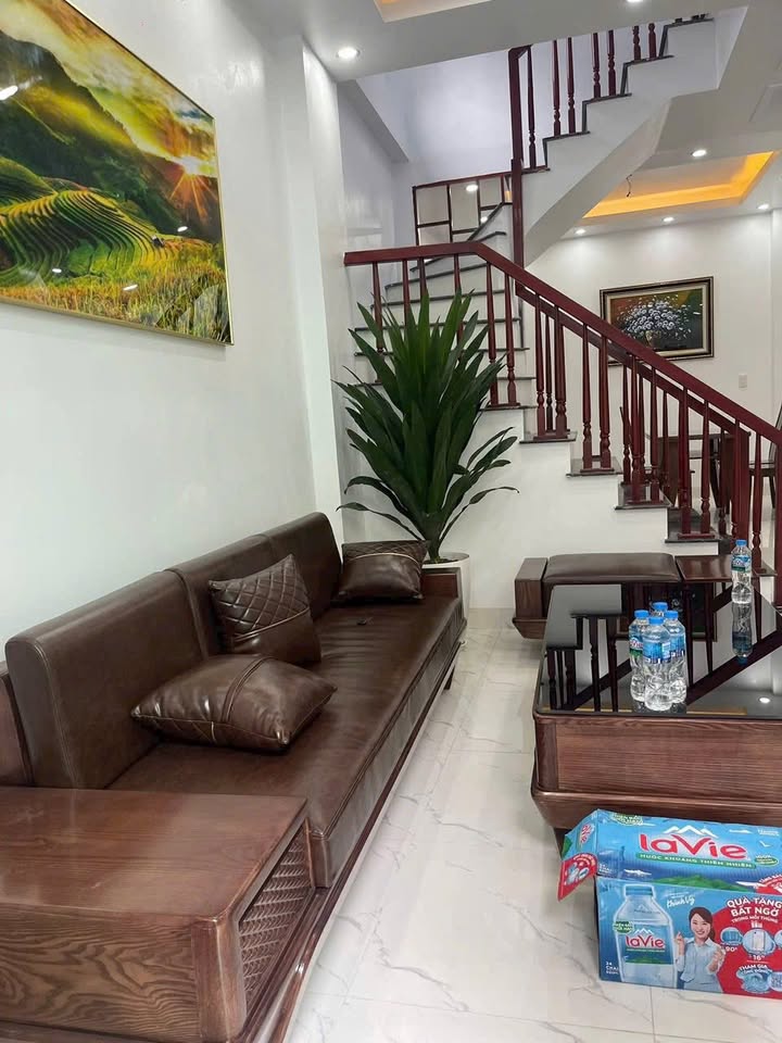 Nhà Phố Trần Hưng Đạo Thái Bình 40m² - Full Nội Thất, Sẵn Sàng Ở Ngay!