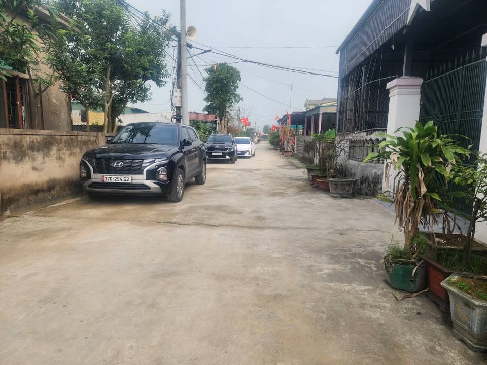 Đất Nền Quán Sen Vinh Hưng 108m² - Sổ Đỏ Sẵn Sàng - Giá Đầu Tư 2.8 Tỷ