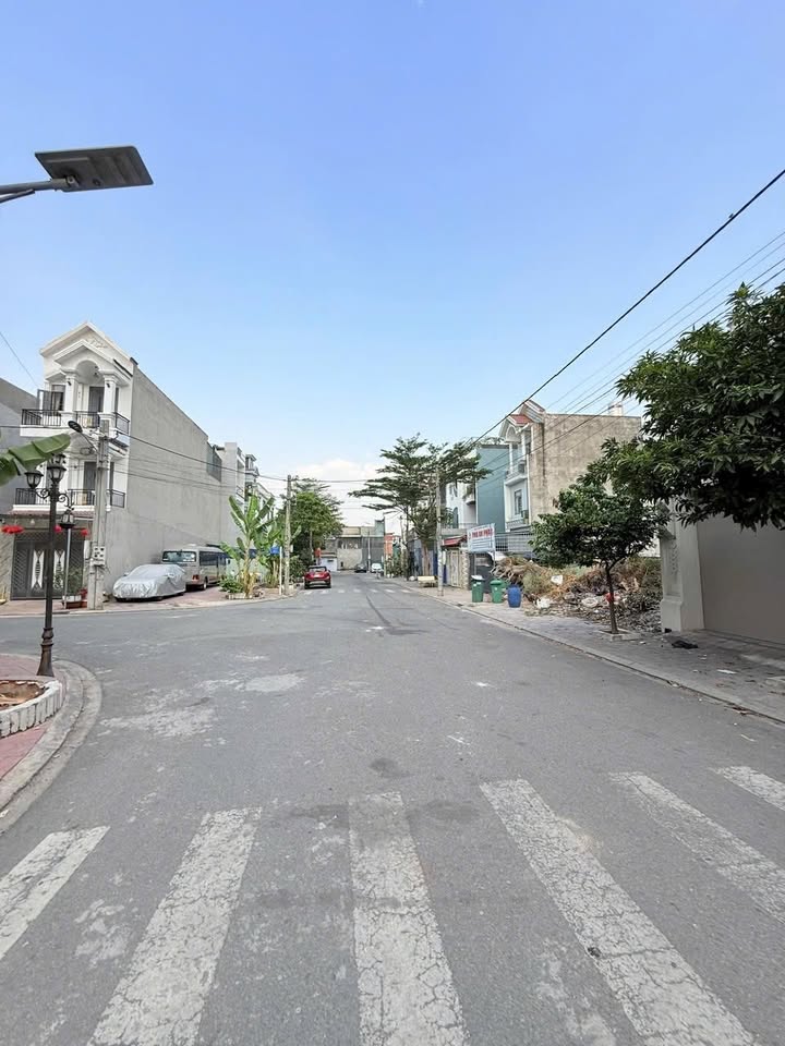 Đất Nền Dĩ An 87m² giá 3.x tỷ - Tiềm năng tăng giá vượt trội!