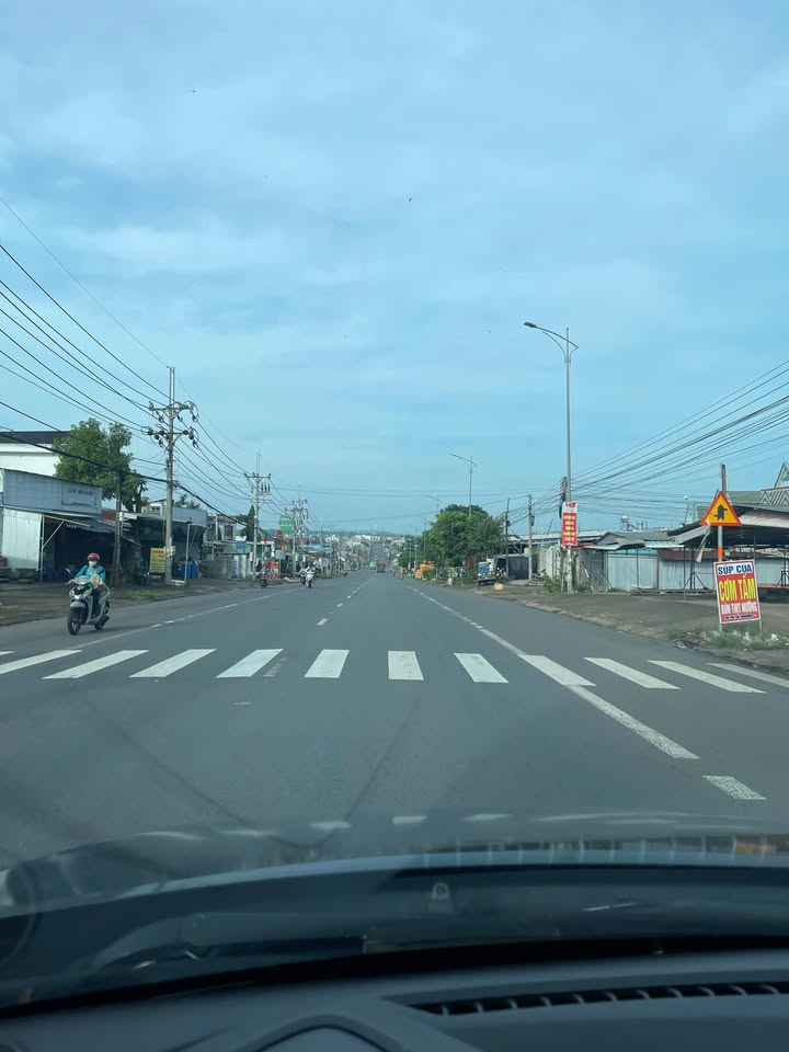 Đất Nền Quốc Lộ 20 Định Quán 320m² - Vuông Vắn, Kinh Doanh Tốt