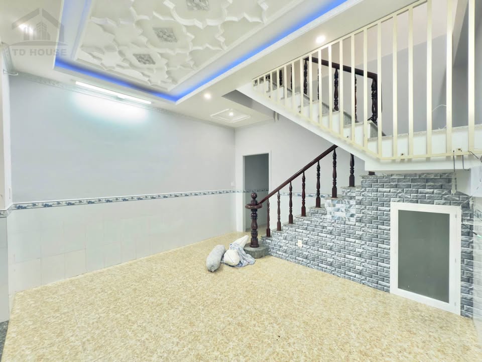 Nhà 4PN Đường Võ Văn Kiệt, Ninh Kiều - 6 Triệu/Tháng - Sẵn Sàng Dọn Vào