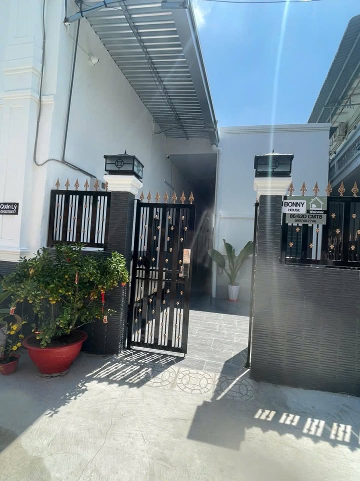 Nhà Mini Mới Xây Đường CMT8, Cần Thơ - Giá 2.5 Triệu, Full Tiện Ích