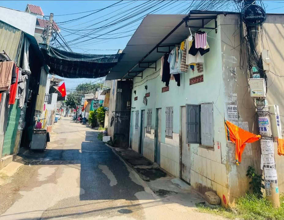 Nhà Phố Trảng Bom 112m² giá 2 tỷ - Mặt tiền kinh doanh đắc địa!