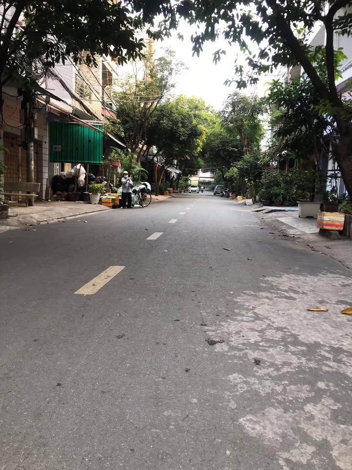 Nhà Mặt Tiền Quận 6 72m² - Thích Hợp KD, Văn Phòng