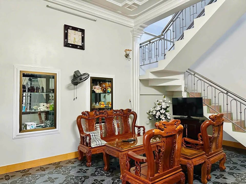 Nhà phố Tuệ Tĩnh, TP Huế 132m² - Mặt tiền kinh doanh đắc địa!