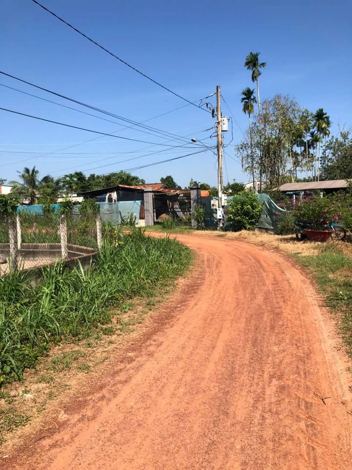 Đất nền Gia Lộc, Trảng Bàng 100m² giá 800 triệu - Sổ đỏ chính chủ!