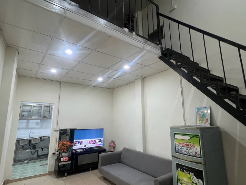 Nhà riêng Ngõ 76 Trương Định 35m² - Sẵn sàng ở ngay!
