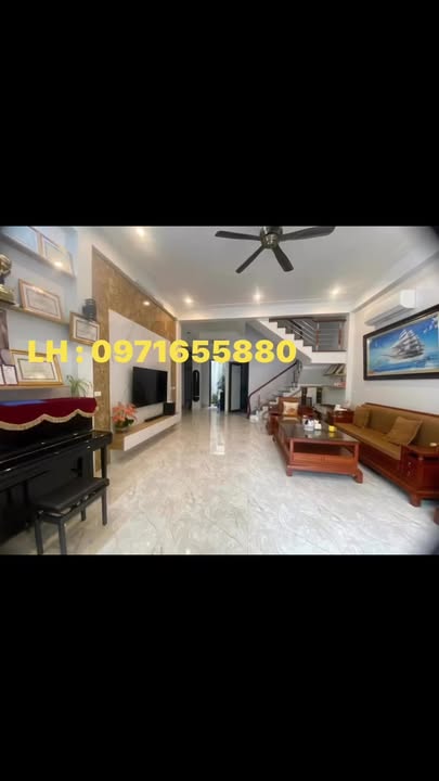 Nhà Mặt Tiền Kinh Doanh Đường Nguyên Hồng, Bắc Giang - 144m²