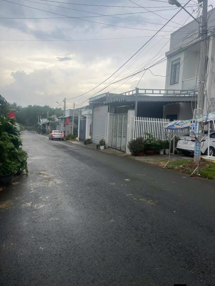 Đất nền Đồng Xoài 105m² giá 800 triệu - Sổ đỏ chính chủ