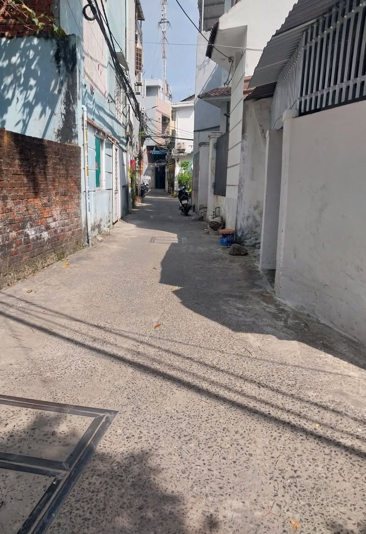 Nhà riêng Sơn Trà 84m² giá 7 tỷ - Giá tốt hiếm có, gần biển!