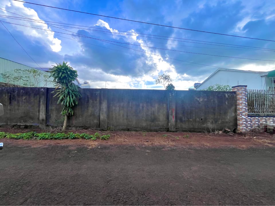 Đất nền 5x20m² - Hẻm 129 Lê Chân, Pleiku - Sổ đỏ sẵn