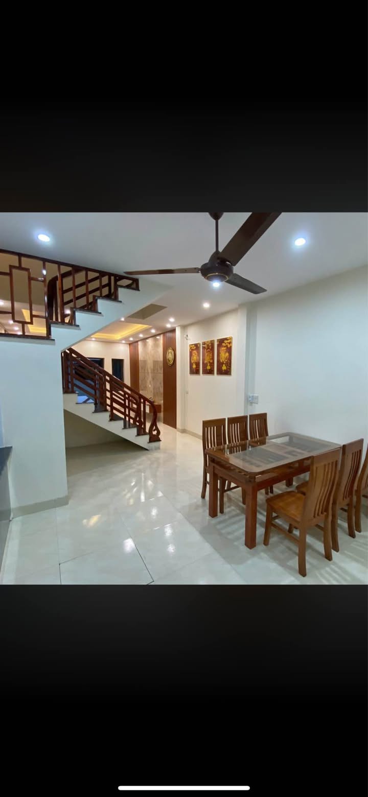 Nhà 3 Tầng Mới Xây Phố Nam Thịnh, Ninh Bình - Sẵn Sàng Ở Ngay