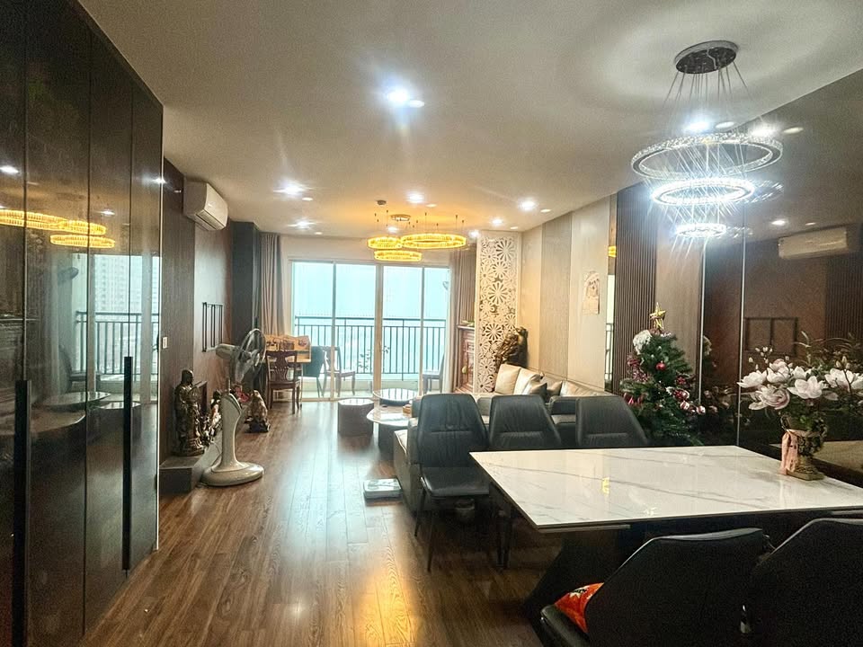 Cho thuê căn hộ 4PN Hồ Gươm Plaza, Thanh Xuân - 141m², Full Nội Thất Mới