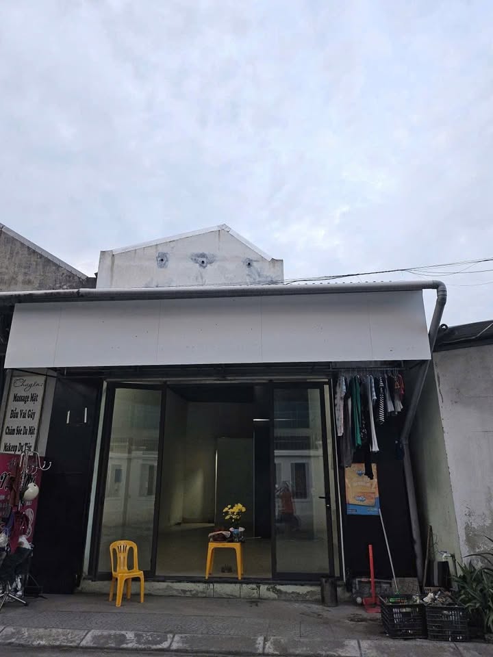 Mặt bằng 35m² mặt tiền Phạm Ngọc Thạch, Huế - Giá 3 triệu/tháng