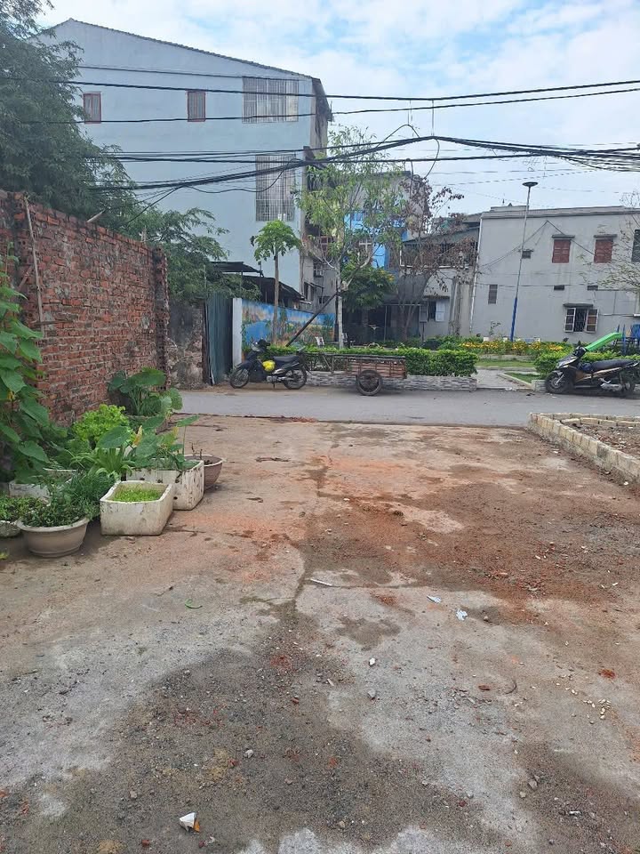 Đất Nền Đông Vệ Thanh Hóa 70m² - Sổ Đỏ Chính Chủ, Đường Ô Tô Tránh!