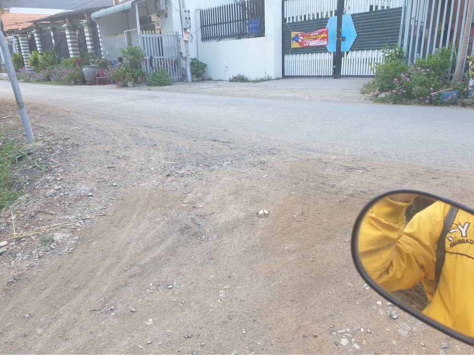 Đất nền Tân Bửu, Bến Lức 140m² giá 2.15 tỷ - Đường to ô tô!