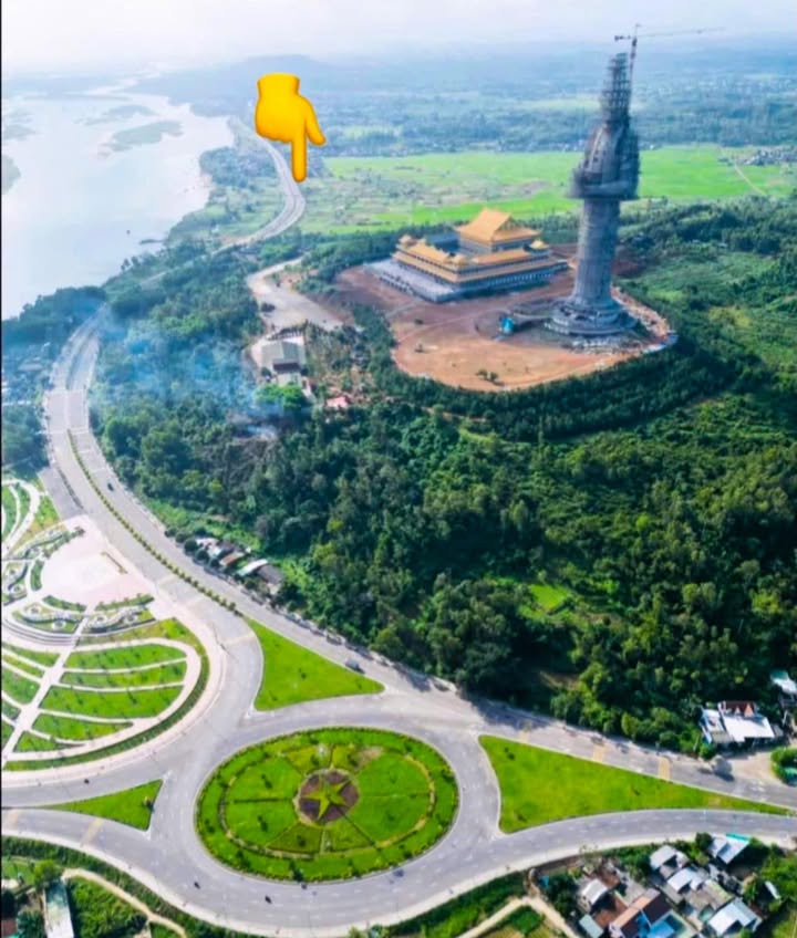 Đất nền Quảng Ngãi 113m² mặt tiền biển, sổ hồng sẵn - Chỉ 299 triệu!