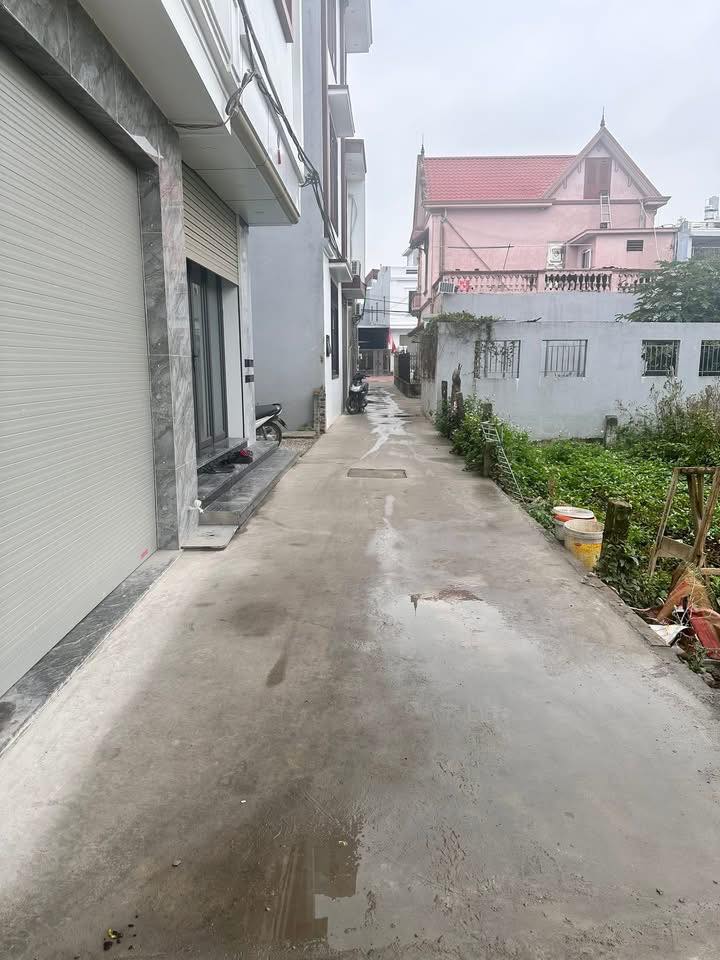 Bán nhà Phố Hàng Tổng, Hồng Bàng 50m² giá 3.3 tỷ - Sổ đỏ chính chủ!