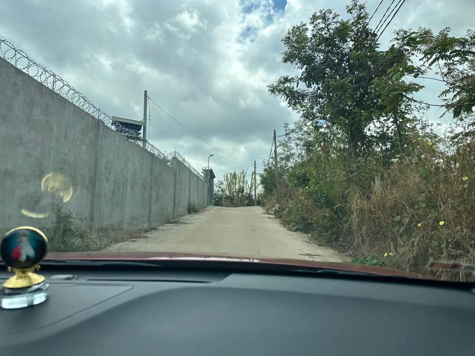 Nhà Vườn 500m² Đường Y Moan, Buôn Ma Thuột - Sổ Hồng Riêng, Giá Đầu Tư 2.35 Tỷ