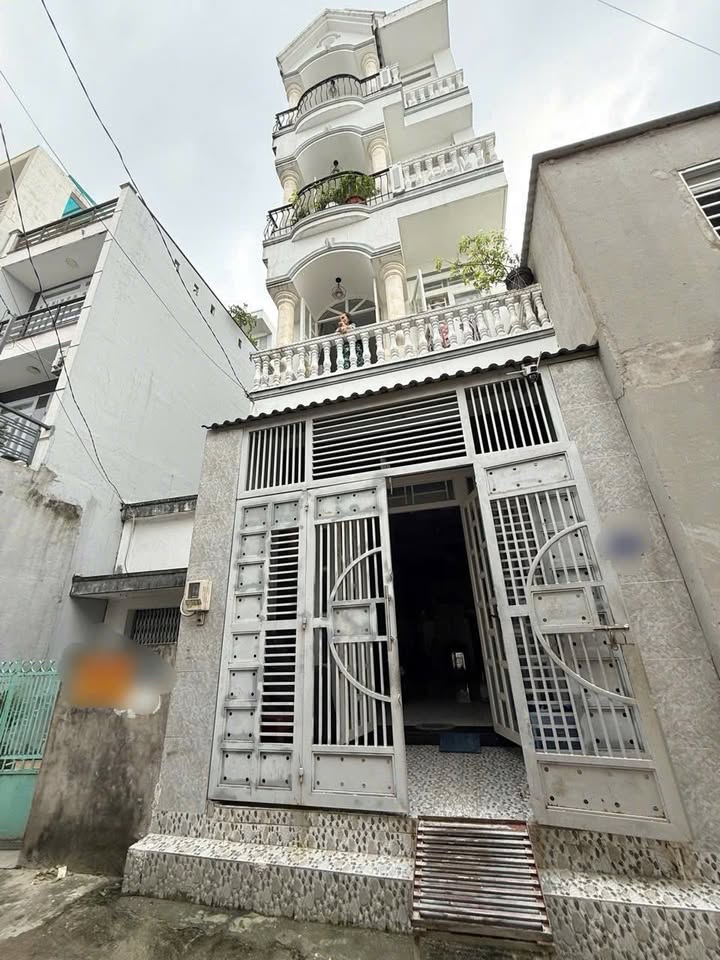 Nhà riêng Lê Đình Cẩn Bình Tân 72m² - Ô tô vào tận nhà!