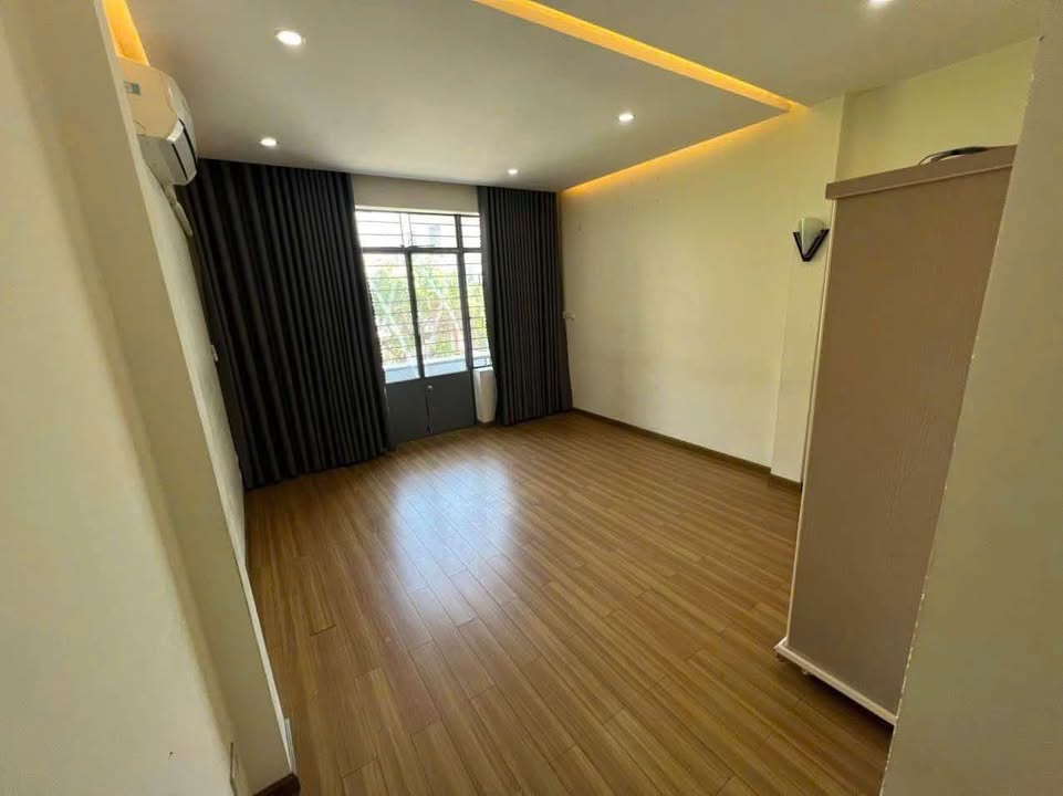 Nhà phố Hoà Cường Nam, Hải Châu 13 triệu - Mặt tiền kinh doanh!