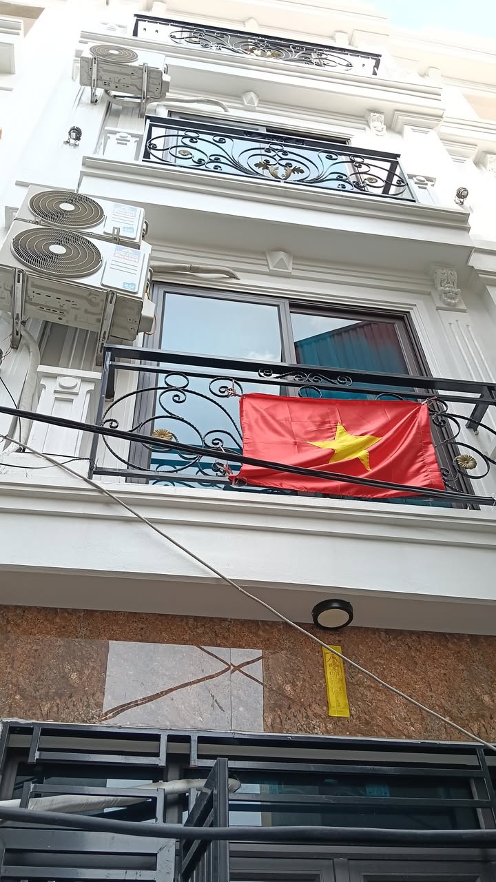 Bán Nhà La Nội Hà Đông 33m² 5 Tầng - Lô Góc Sẵn Sàng Ở Ngay