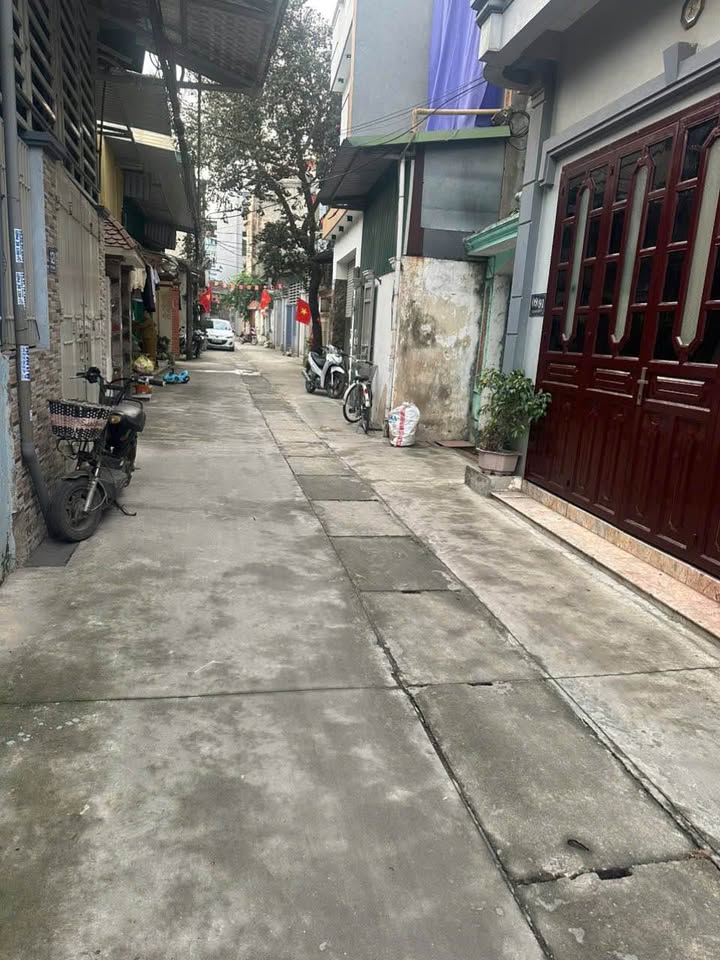 Đất 68m² Nam Sơn - 2 Mặt Tiền, Ô Tô Tận Nơi, Giá 1 Tỷ