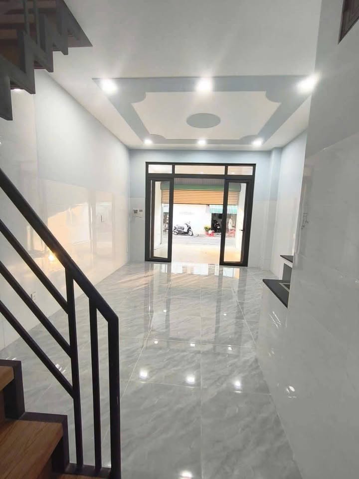 Nhà 2 Tầng Tân Lập, TP. Thủ Đức - 2PN, Sân Oto 7 Chỗ - 9.5 Triệu/Tháng