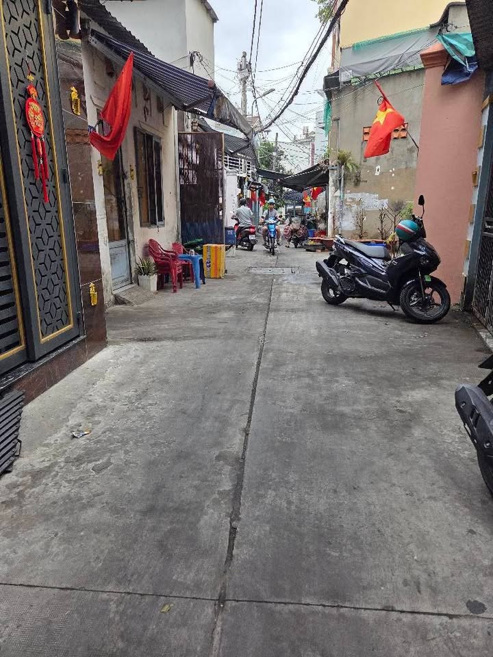 Nhà Riêng Tân Hòa Đông, Quận 6 84m² - Sổ Hồng Sẵn, Giá 5.9 Tỷ!