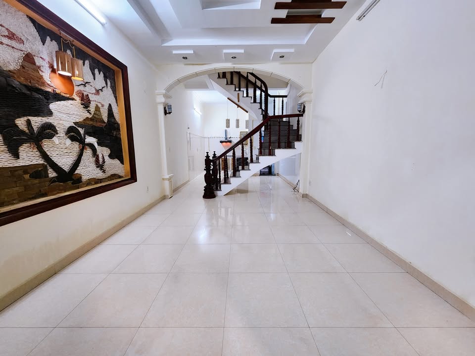 Nhà Riêng Ngõ 282 Đà Nẵng 86m² giá 3.68 tỷ - Sổ hồng sẵn, chính chủ!