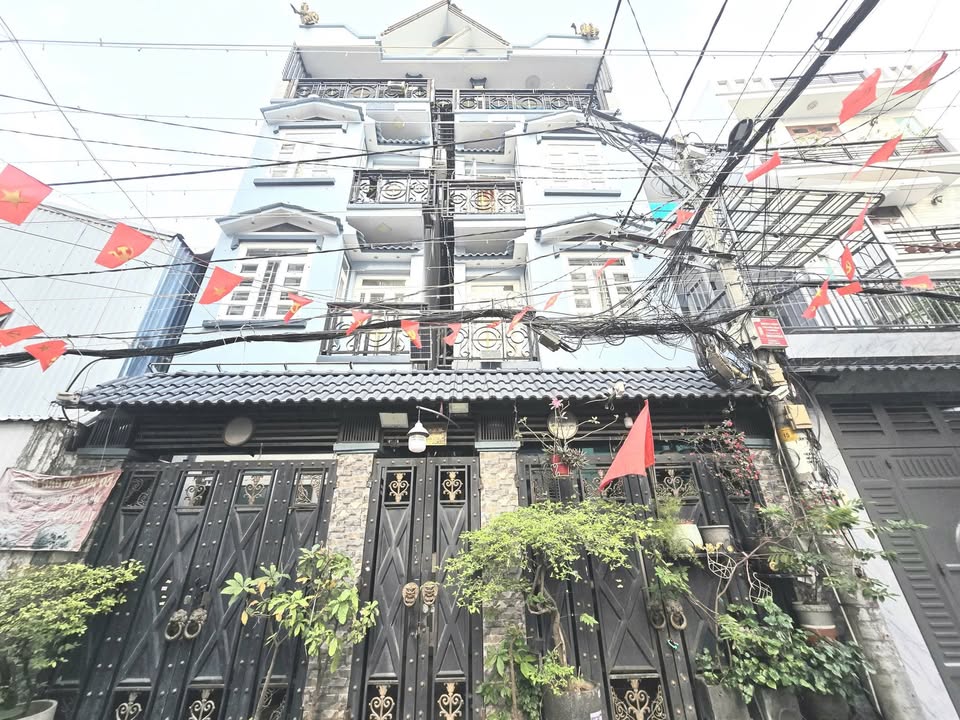 Tòa nhà CHDV 4 tầng 200m² mặt tiền Nguyễn Văn Lượng, Gò Vấp - 23.5 tỷ