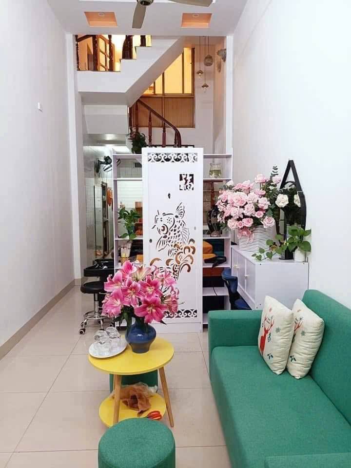 Nhà Mặt Phố Kinh Doanh 4 Tầng, Ngô Quyền, Hải Phòng - Giá 6 Triệu/Tháng