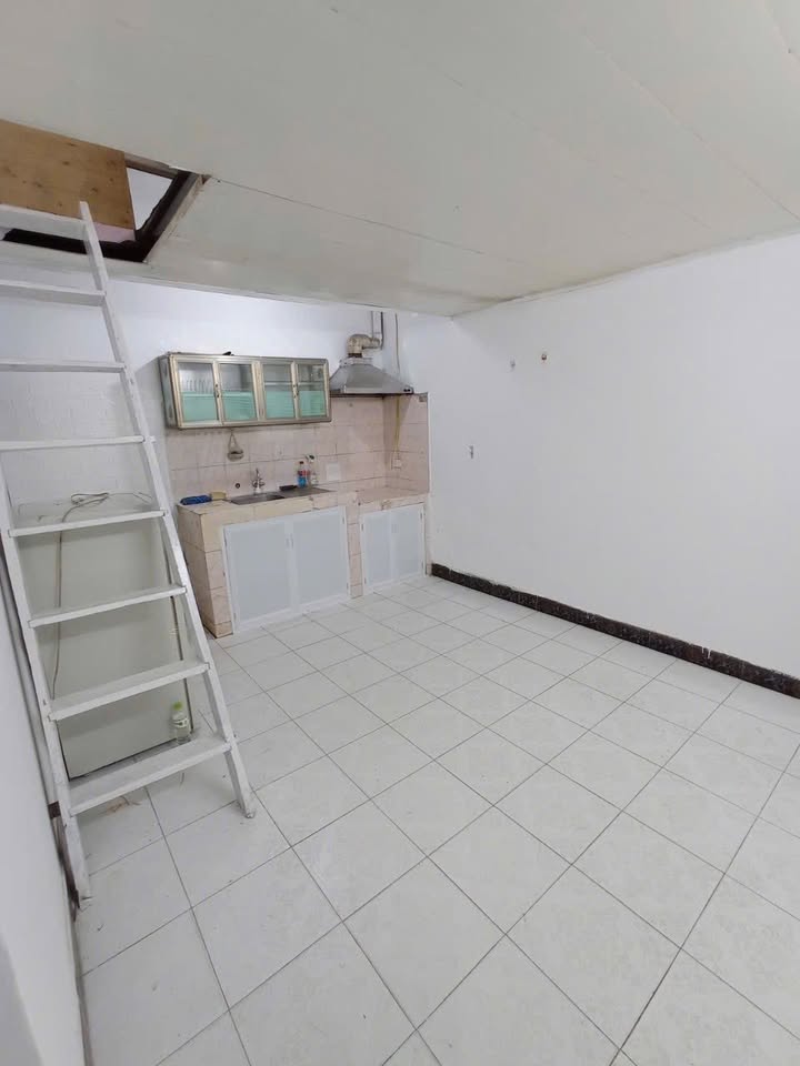 Cho thuê phòng 25m² Đầm Trấu, Hai Bà Trưng - Sẵn Sàng Ở Ngay!