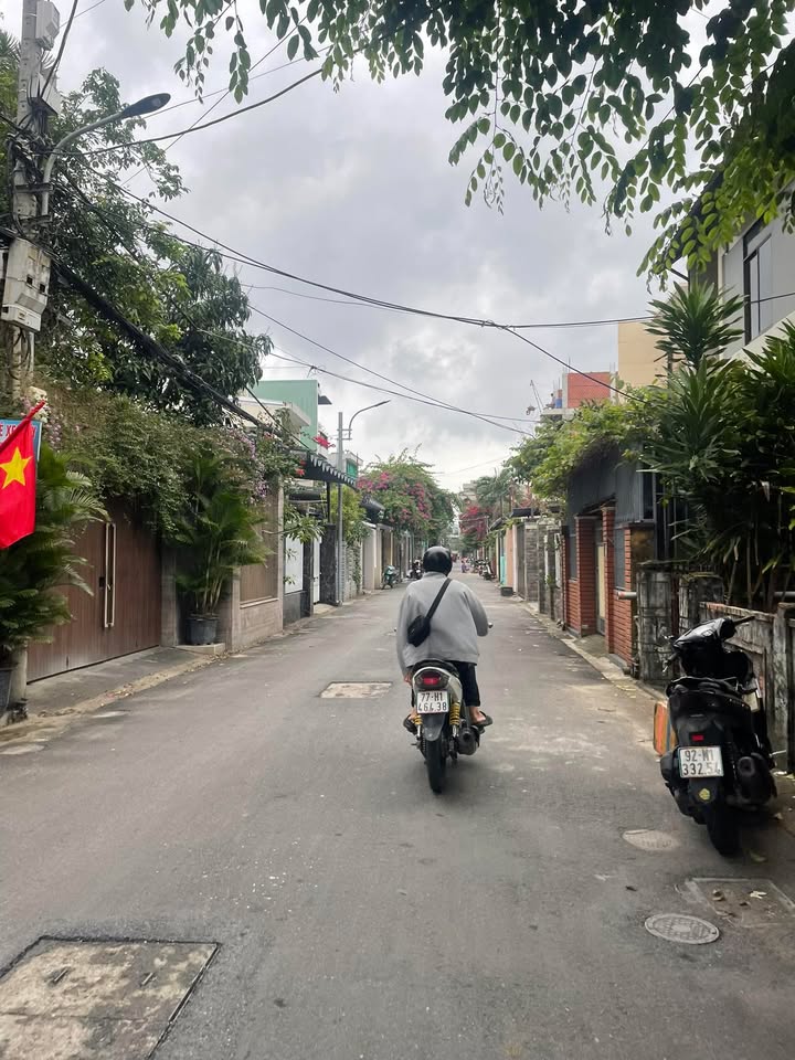 Đất Biển Mỹ Khê 187m² - Ngang 8m Nở Hậu - Sổ Đỏ Sẵn