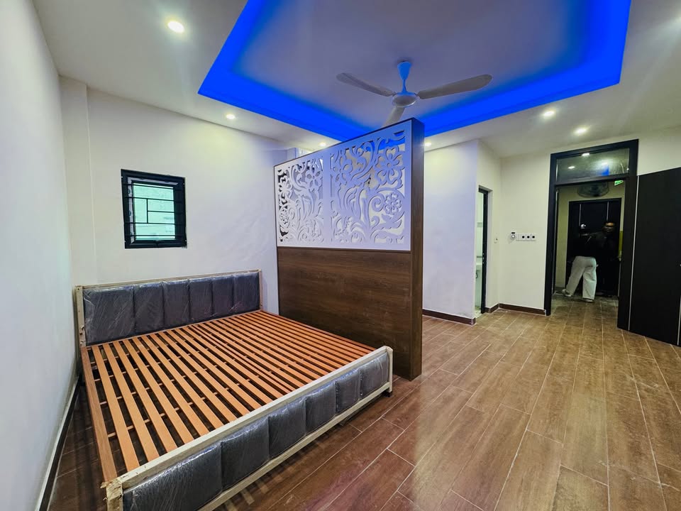 Phòng CCMN 30m² Tây Mỗ - Full Nội Thất, Thang Máy, Giá 4 Triệu