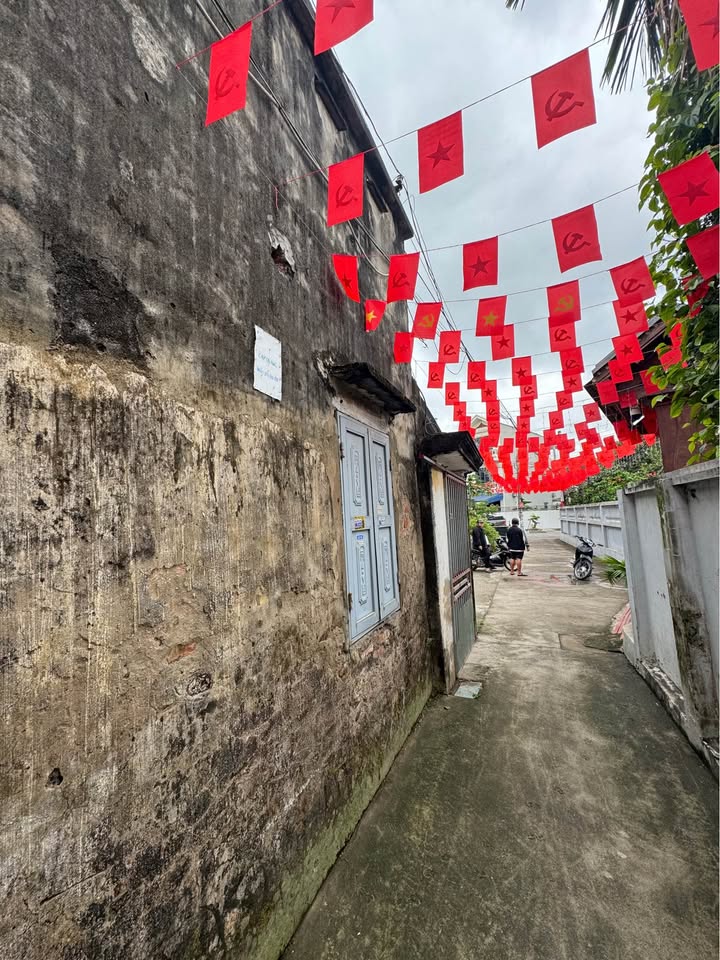 Đất Lộc Vượng, Nam Định 96m² - Giá 2.35 Tỷ, Ô Tô Sát Nhà