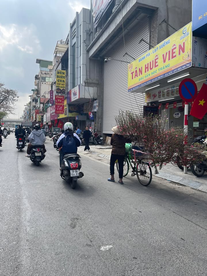 Nhà lô góc Bạch Mai 45m2, 4 tầng - Sẵn sổ, giá tốt