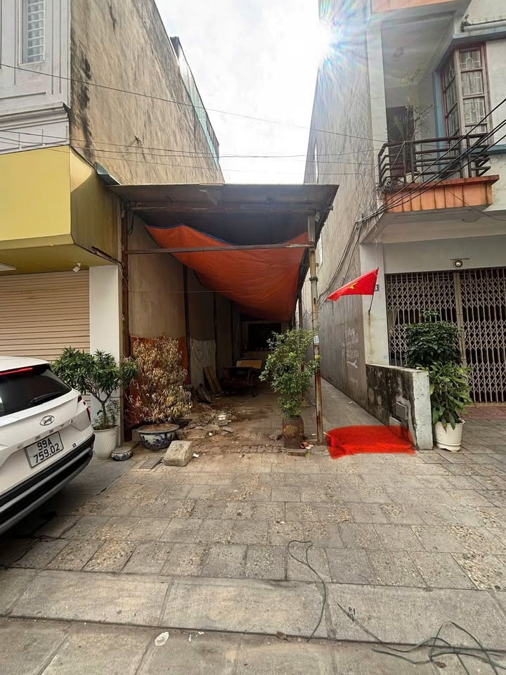 Nhà Góc Nguyễn Gia Thiều, Tiền An - Kinh doanh Vừa Ở, 42.9m² Giá 6.x Tỷ