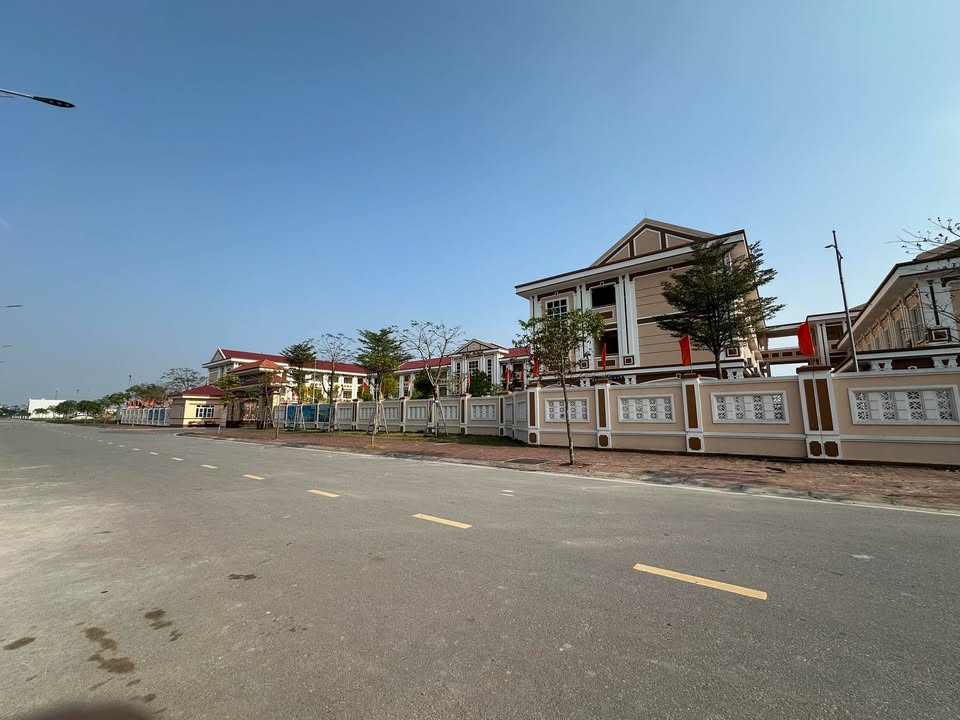 Đất nền KĐT Nam Sông Đào 63m² - Tiềm năng tăng giá vượt trội!